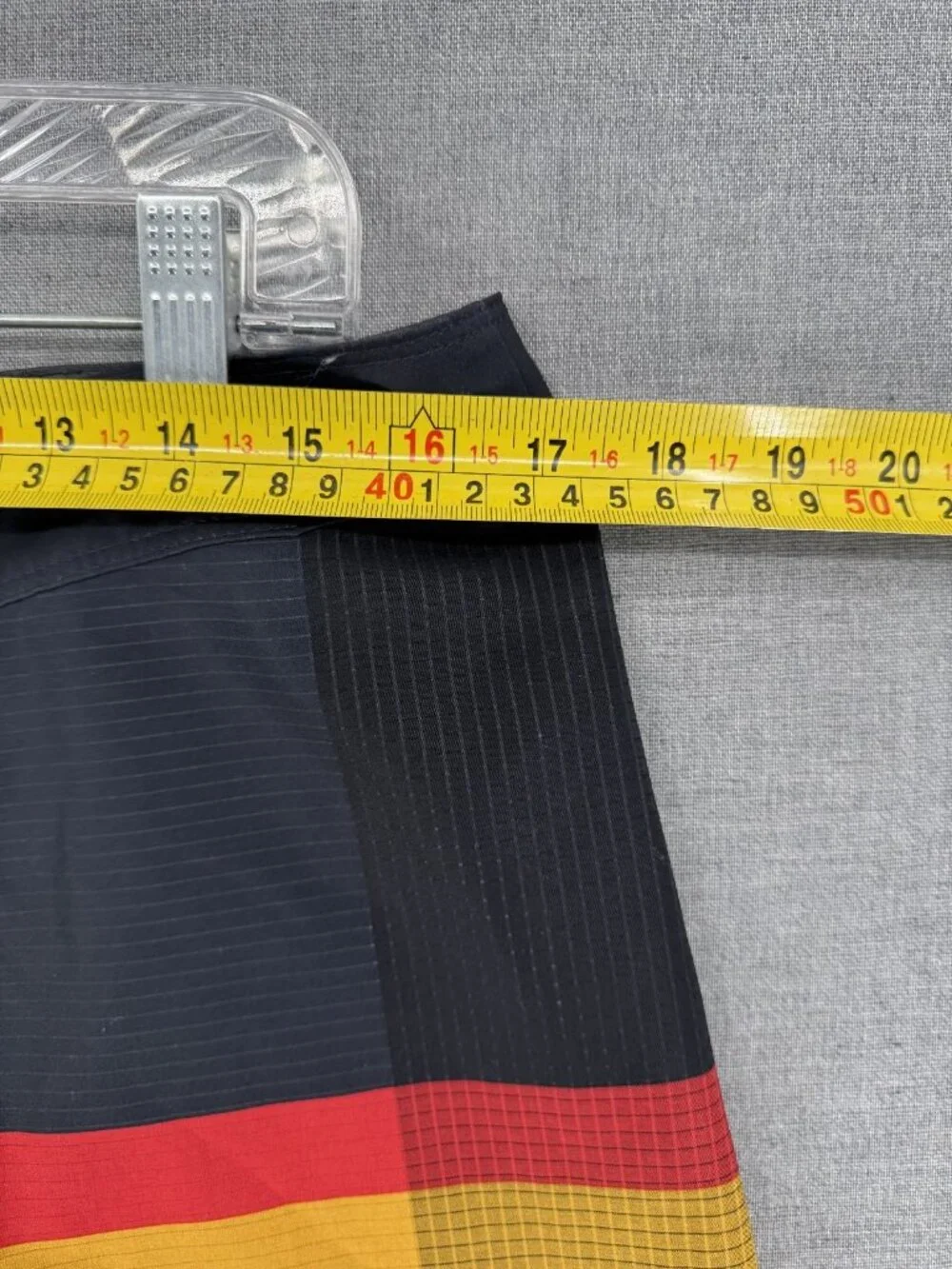 Quiksilver Highline Arch Board Shorts Mens 33 8